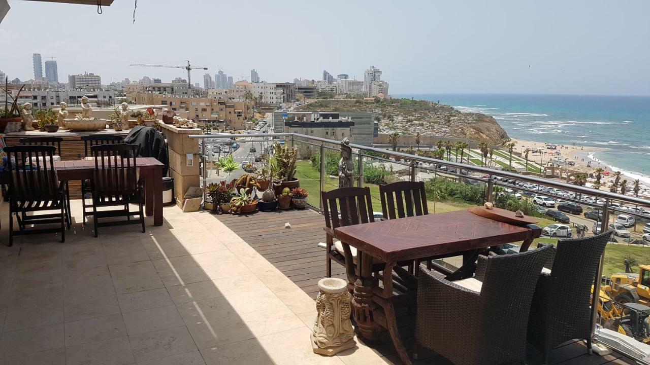 Jaffa Family Penthouse, Sea Front , 3Br, 2Ba, Apartment Tel Aviv Bagian luar foto